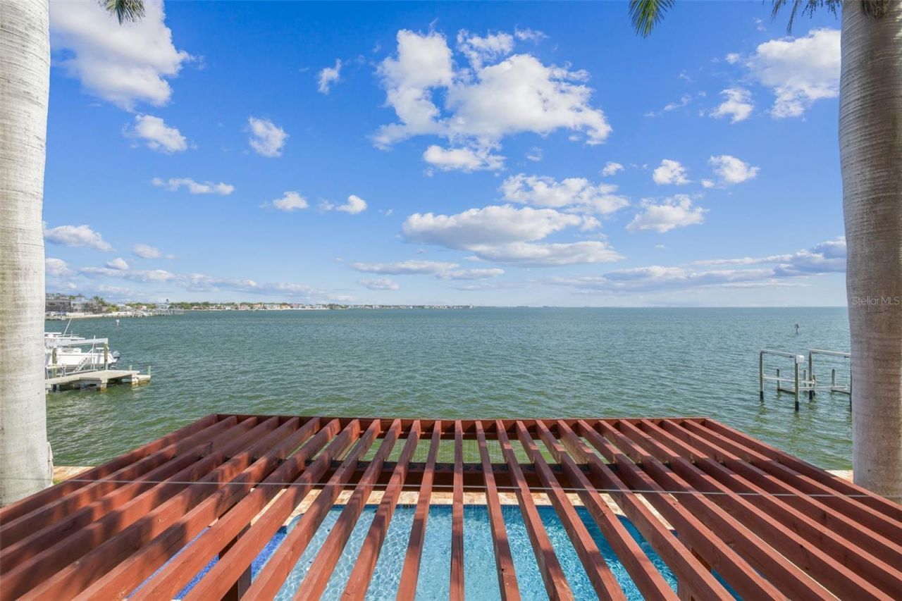 5810 Mariner Street, Tampa, FL 33609 Photo