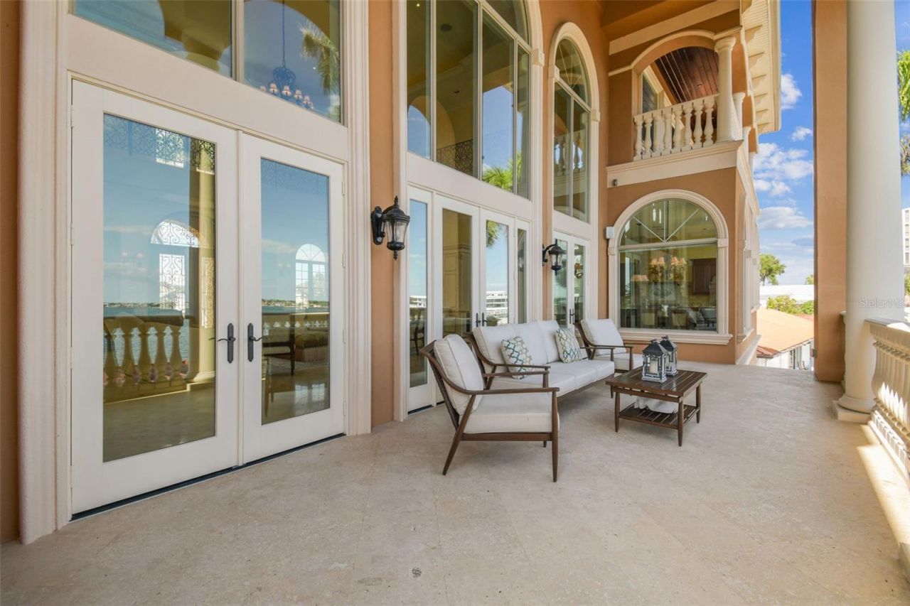 5810 Mariner Street, Tampa, FL 33609 Photo