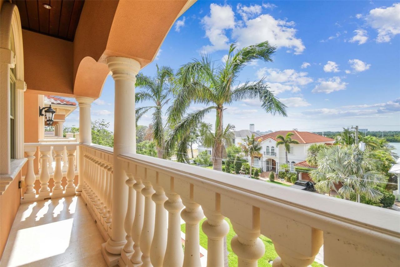 5810 Mariner Street, Tampa, FL 33609 Photo