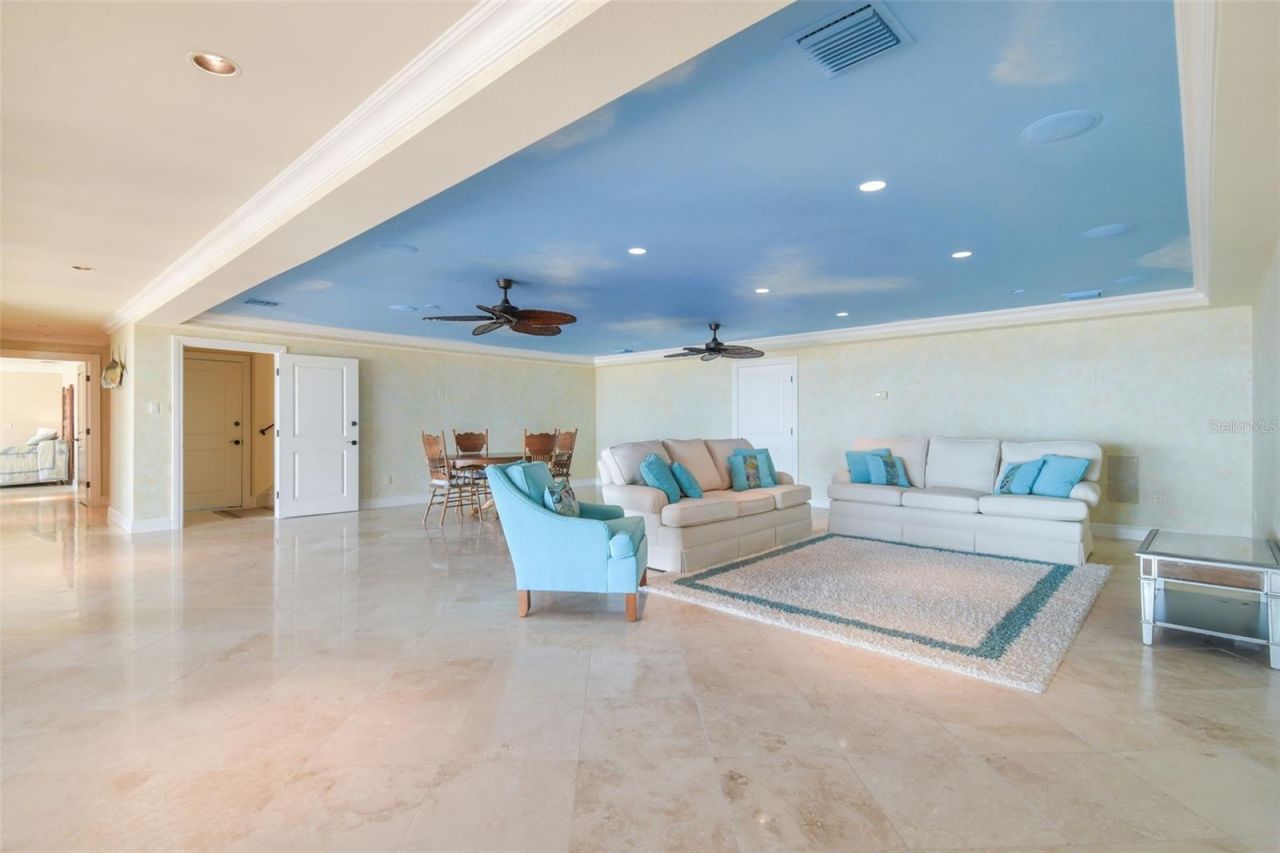 5810 Mariner Street, Tampa, FL 33609 Photo