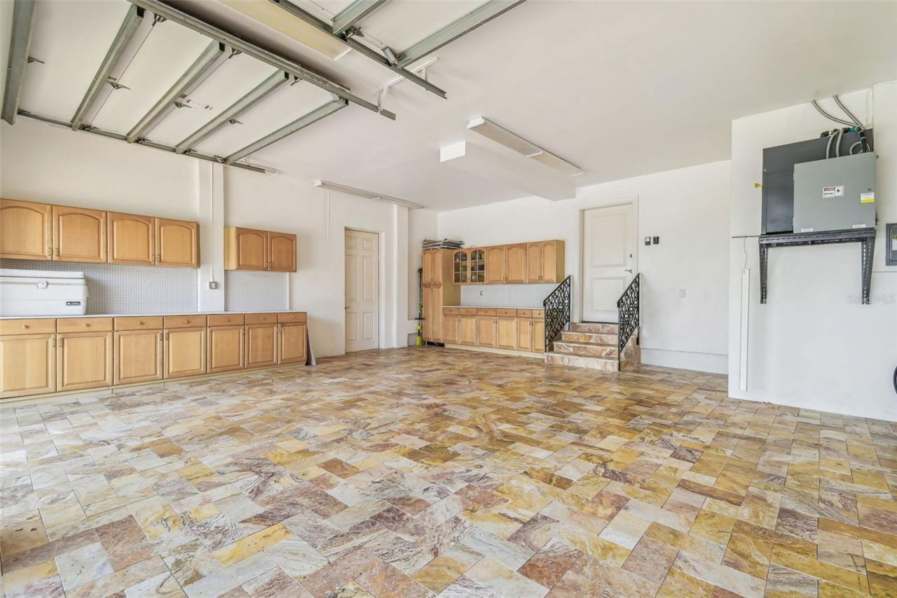 5810 Mariner Street, Tampa, FL 33609 Photo