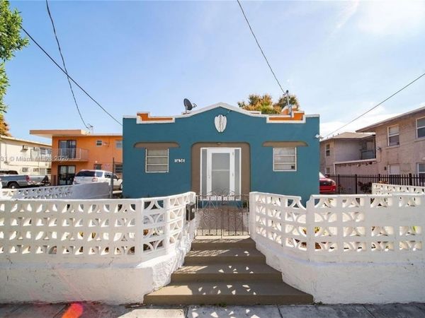 1436 SW 3rd St, Miami, FL 33135