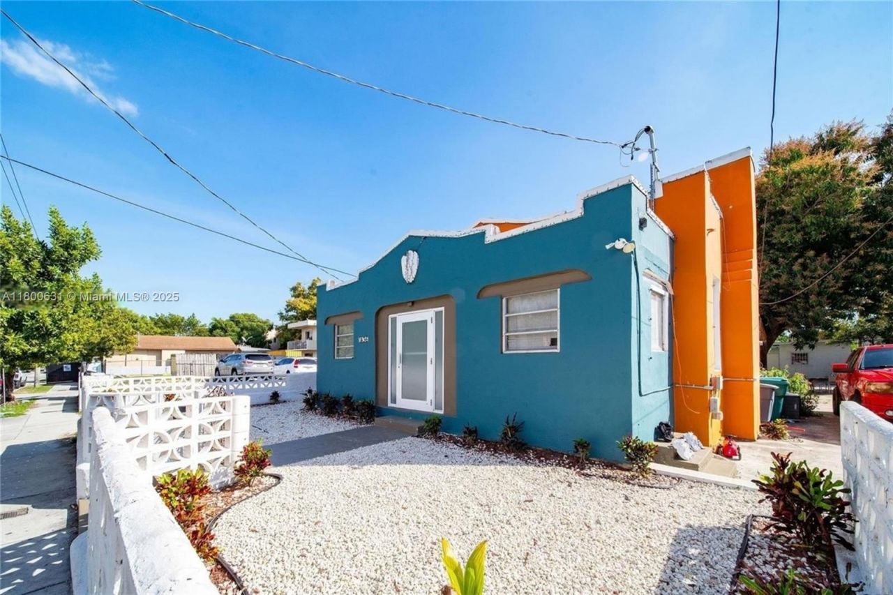 1436 SW 3rd St, Miami, FL 33135 Photo