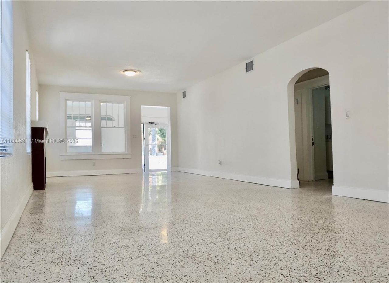 1436 SW 3rd St, Miami, FL 33135 Photo