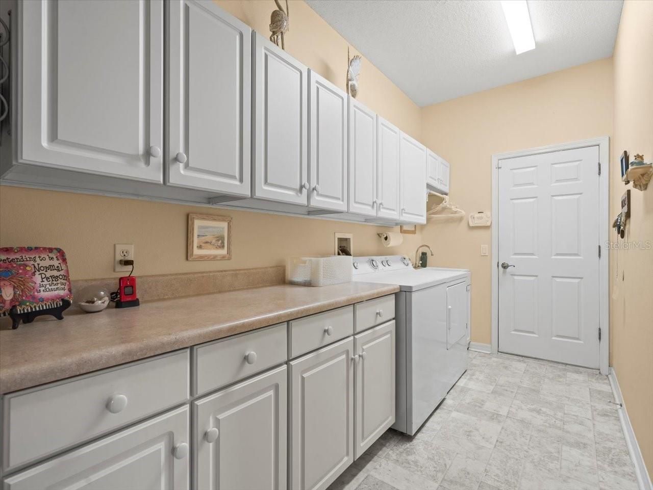 18514 Hidden Pines Way, Hudson, FL 34667 Photo