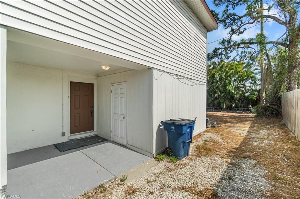 9025 Somerset Ln, Bonita Springs, FL 34135 Photo