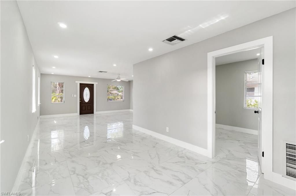 9025 Somerset Ln, Bonita Springs, FL 34135 Photo