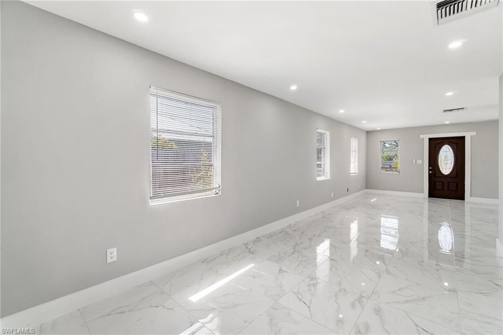 9025 Somerset Ln, Bonita Springs, FL 34135 Photo