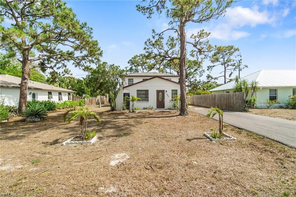 9025 Somerset Ln, Bonita Springs, FL 34135 Photo