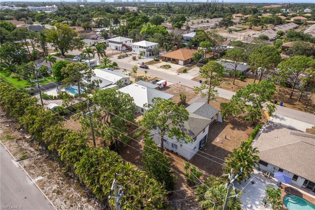 9025 Somerset Ln, Bonita Springs, FL 34135 Photo