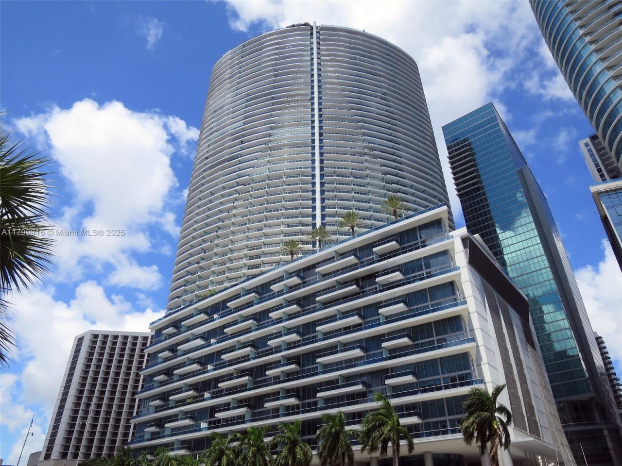 200 Biscayne Boulevard Way, Unit 4012, Miami, FL 33131 Photo