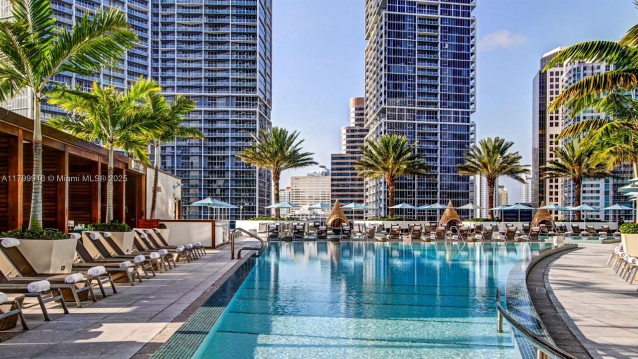 200 Biscayne Boulevard Way, Unit 4012, Miami, FL 33131 Photo