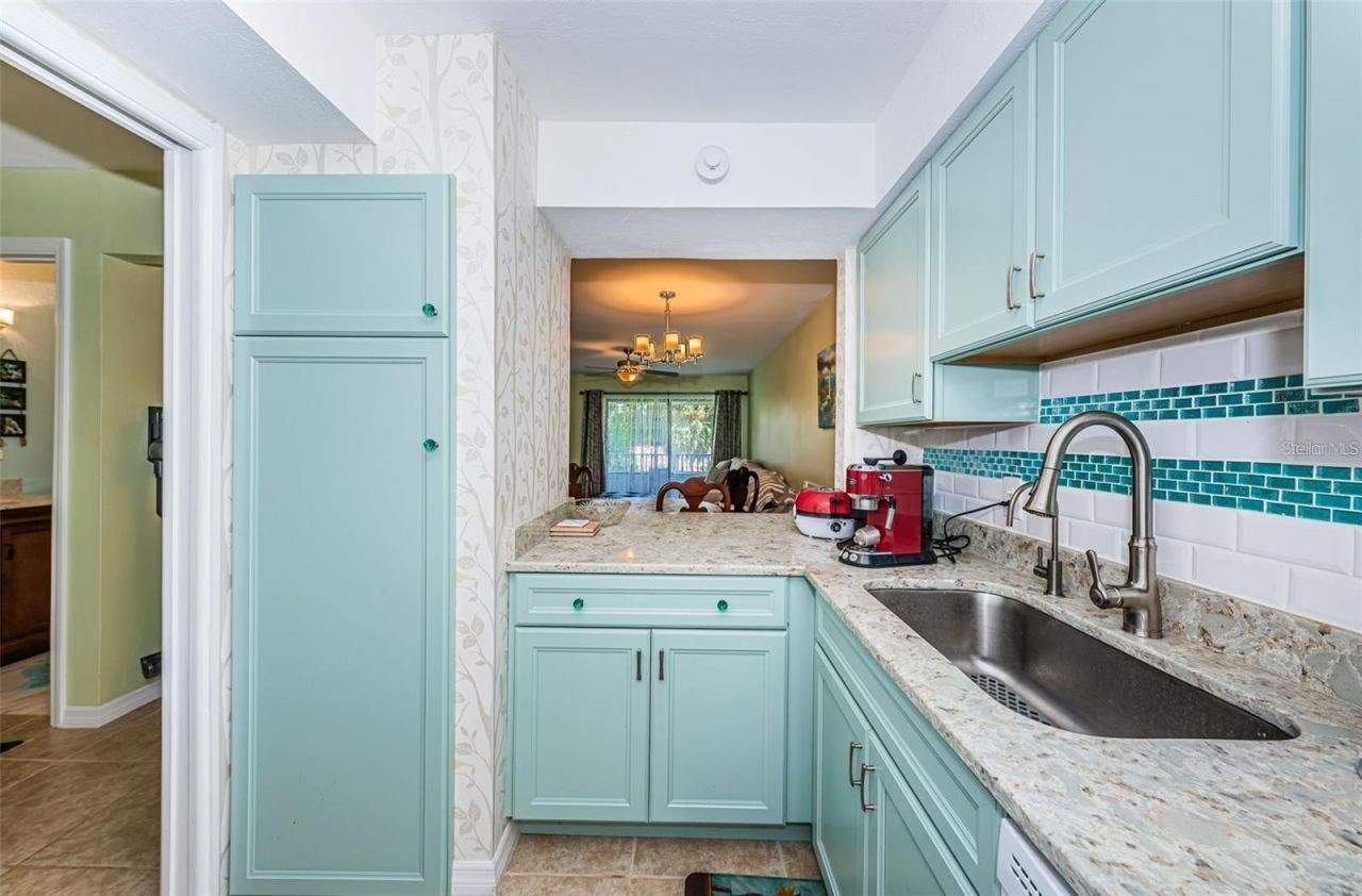 2117 Lakewood Club Drive S, Unit 7K, Saint Petersburg, FL 33712 Photo