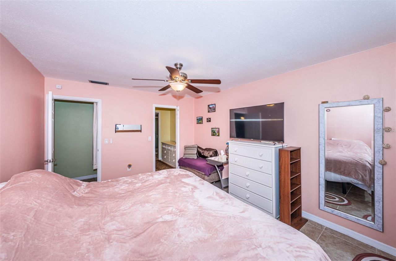 2117 Lakewood Club Drive S, Unit 7K, Saint Petersburg, FL 33712 Photo