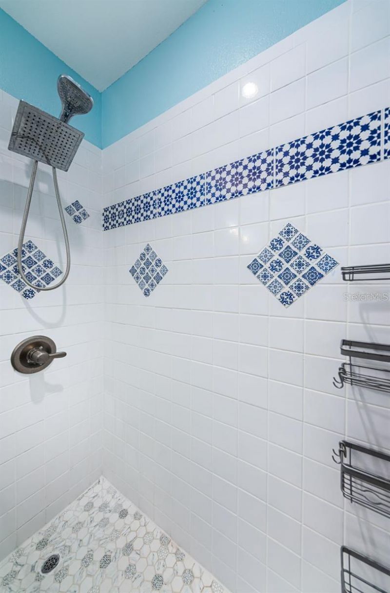 2117 Lakewood Club Drive S, Unit 7K, Saint Petersburg, FL 33712 Photo