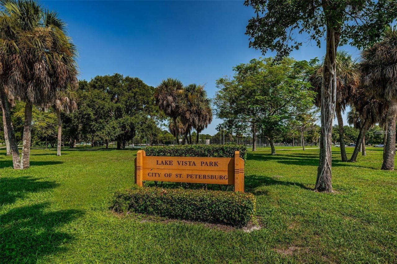 2117 Lakewood Club Drive S, Unit 7K, Saint Petersburg, FL 33712 Photo