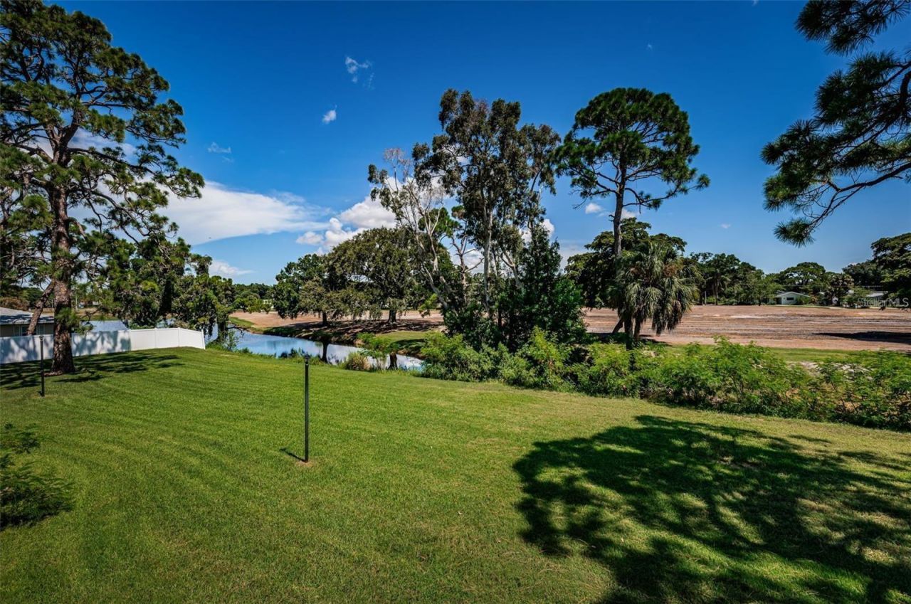 2117 Lakewood Club Drive S, Unit 7K, Saint Petersburg, FL 33712 Photo