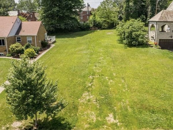 Lot Firwood Drive, Mt Lebanon, PA 15243