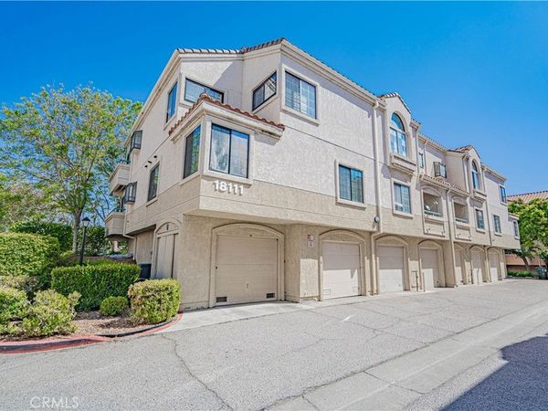 18111 Erik Court, Unit 445, Canyon Country, CA 91387