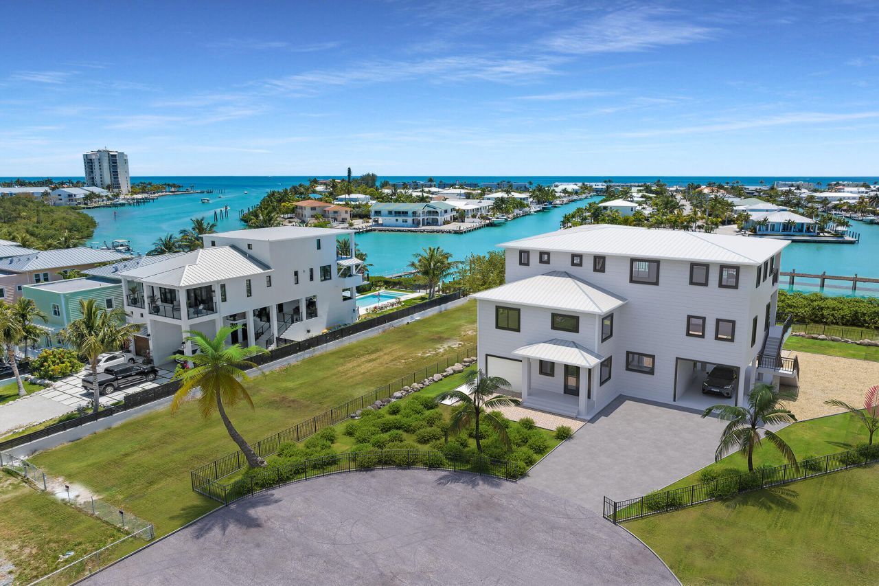 246 & 248 Pescayo Avenue, Marathon, FL 33050 Photo