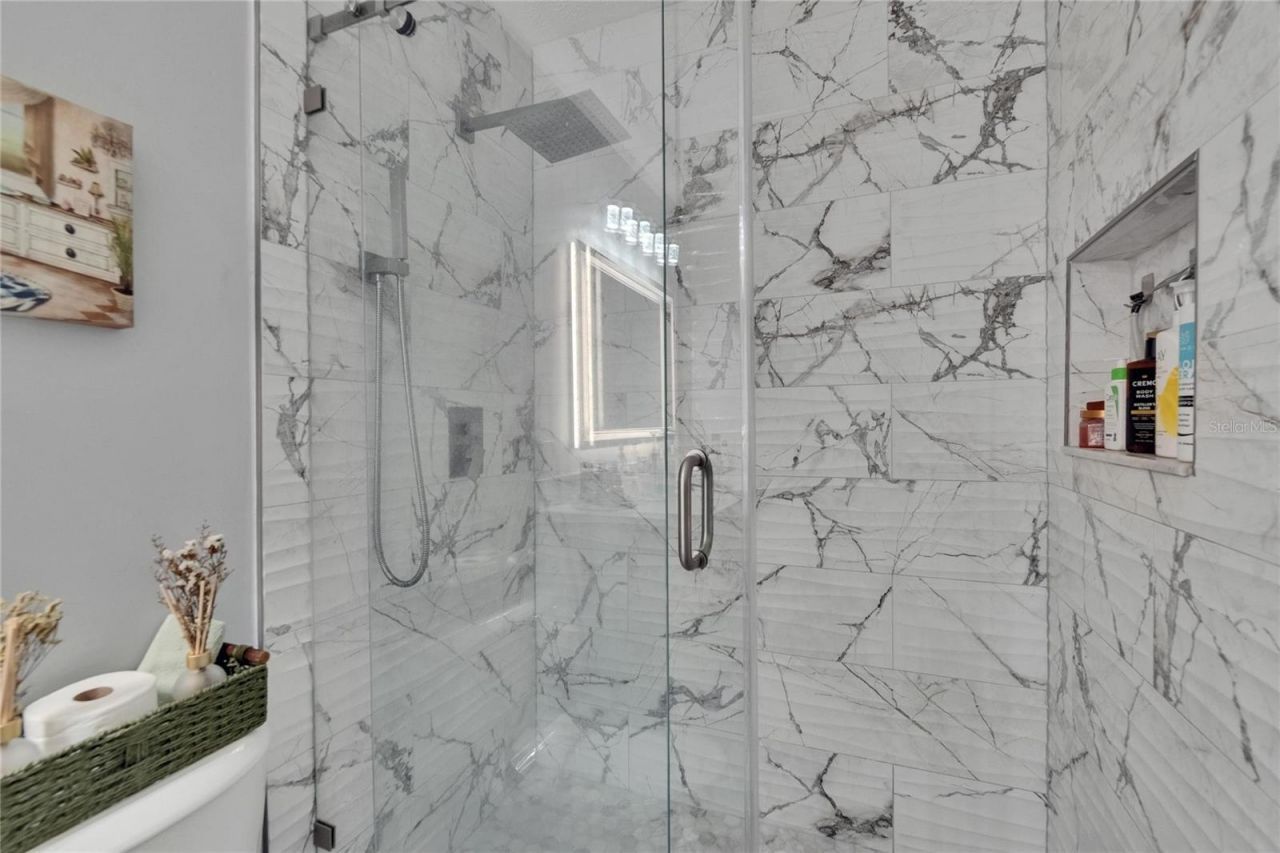 2219 Summit View Drive, Valrico, FL 33596 Photo