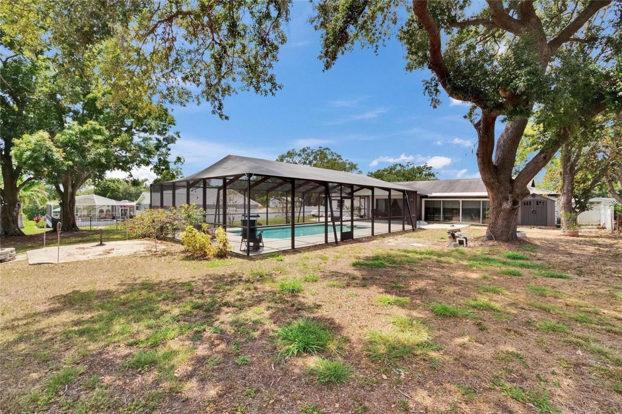 2219 Summit View Drive, Valrico, FL 33596 Photo