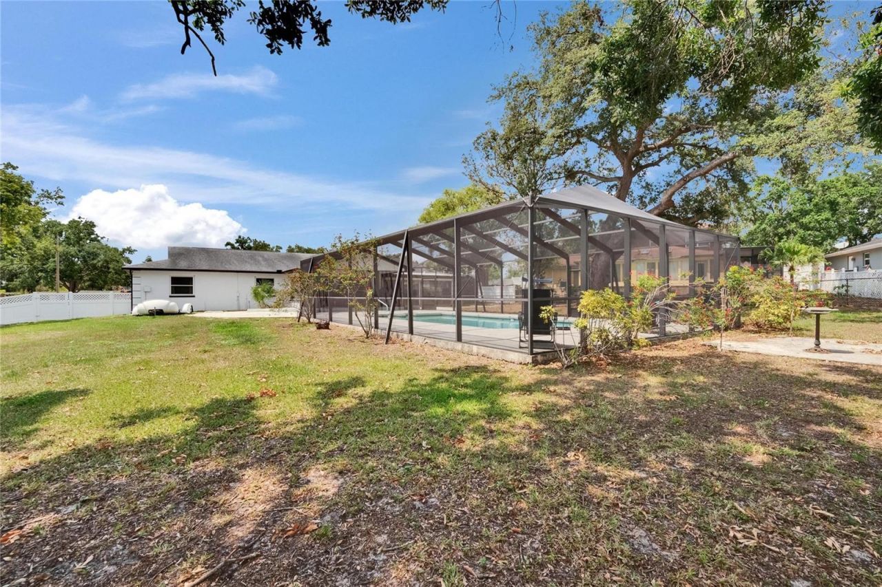 2219 Summit View Drive, Valrico, FL 33596 Photo