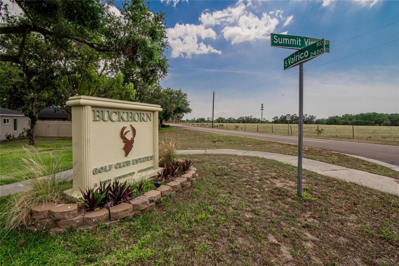 2219 Summit View Drive, Valrico, FL 33596 Photo