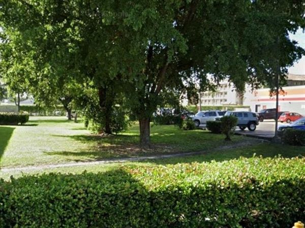 Hialeah Gardens, FL 33018