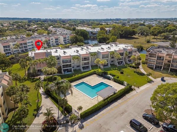 230 Lakeview Dr, Unit 201, Weston, FL 33326