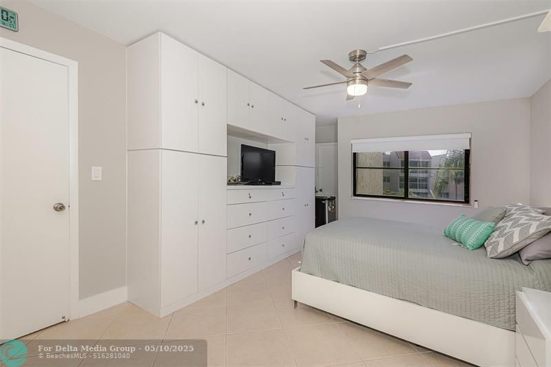 230 Lakeview Drive, Unit 201, Weston, FL 33326 Photo