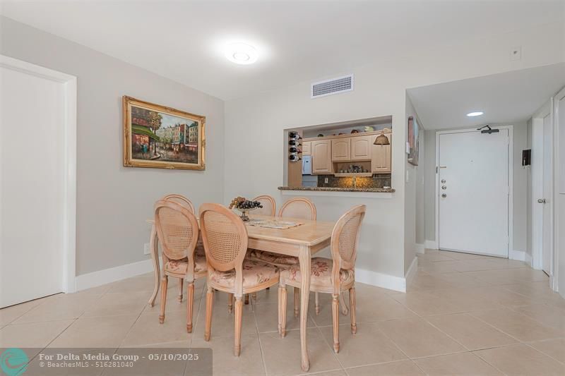 230 Lakeview Drive, Unit 201, Weston, FL 33326 Photo