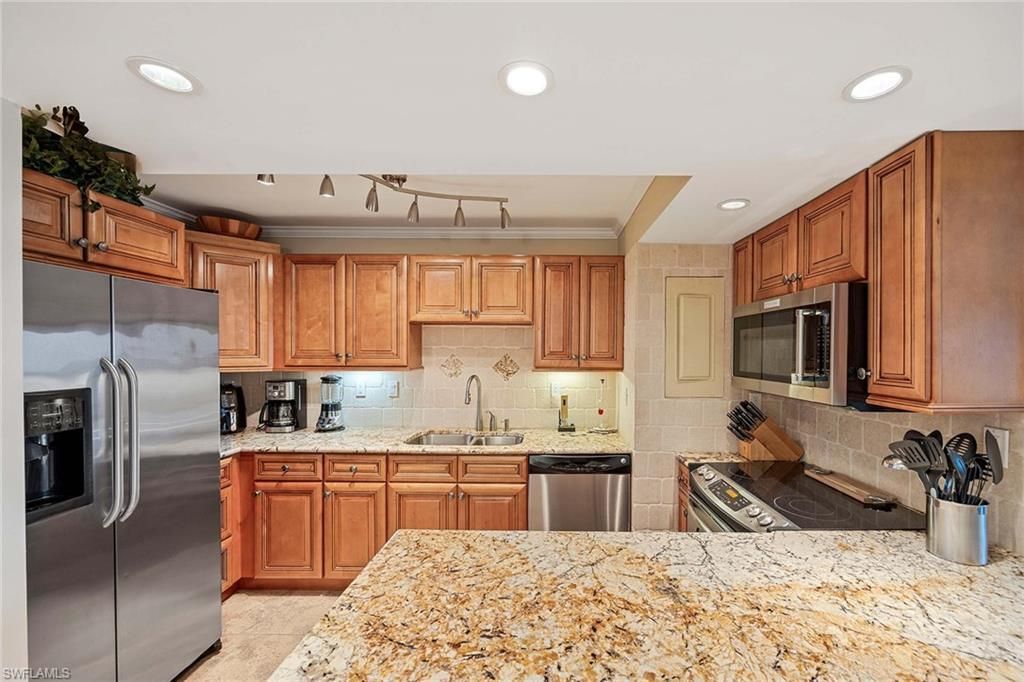 3443 Gulf Shore Blvd N, Unit 808, Naples, FL 34103 Photo