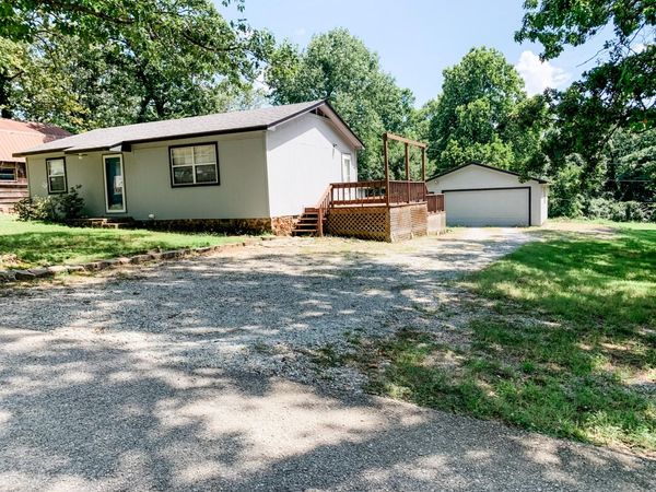 62541 E 254 Road, Grove, OK 74344