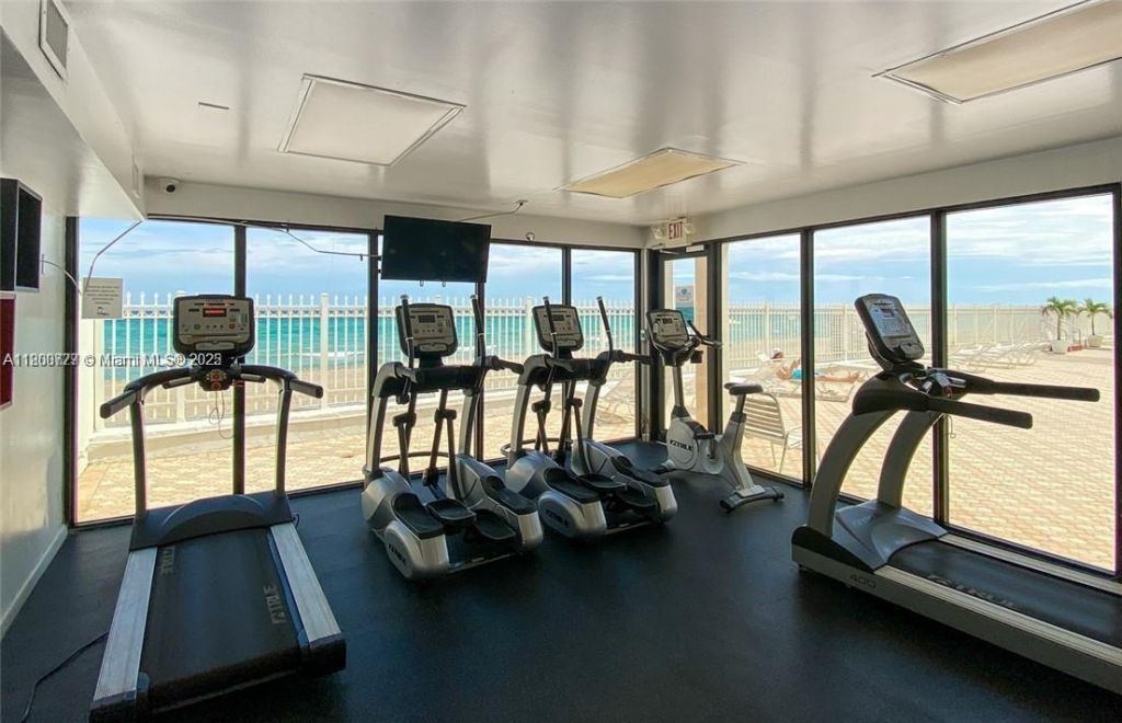 3505 S Ocean Dr, Unit 815, Hollywood, FL 33019 Photo