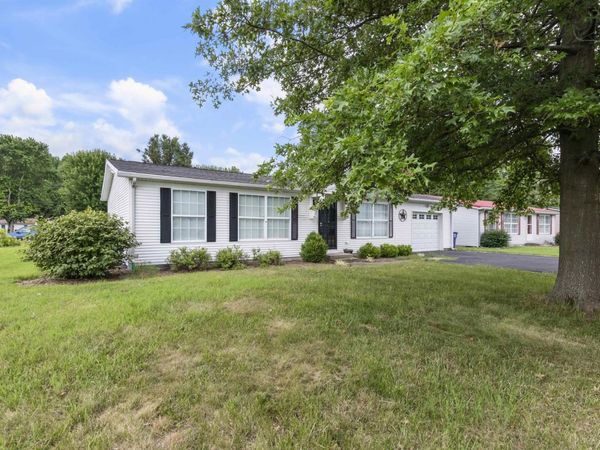 915 E Kentucky Street, Princeton, IN 47670