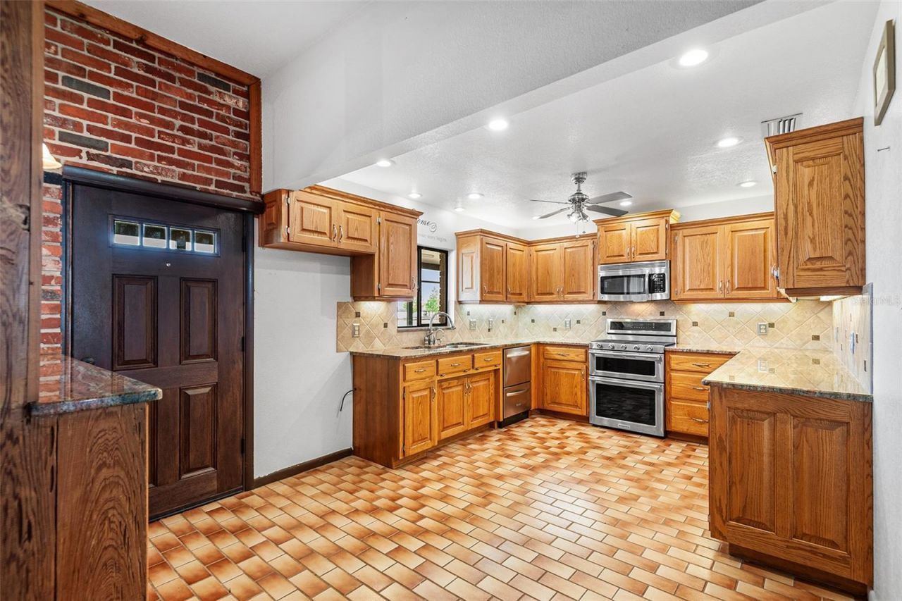 2731 State Road 557, Lake Alfred, FL 33850 Photo