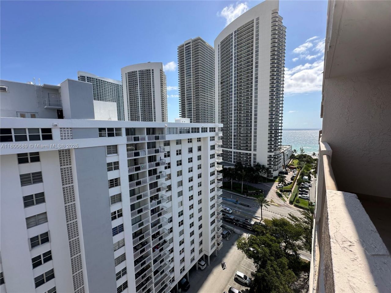 1865 S Ocean Dr, Unit 17C, Hallandale Beach, FL 33009 Photo
