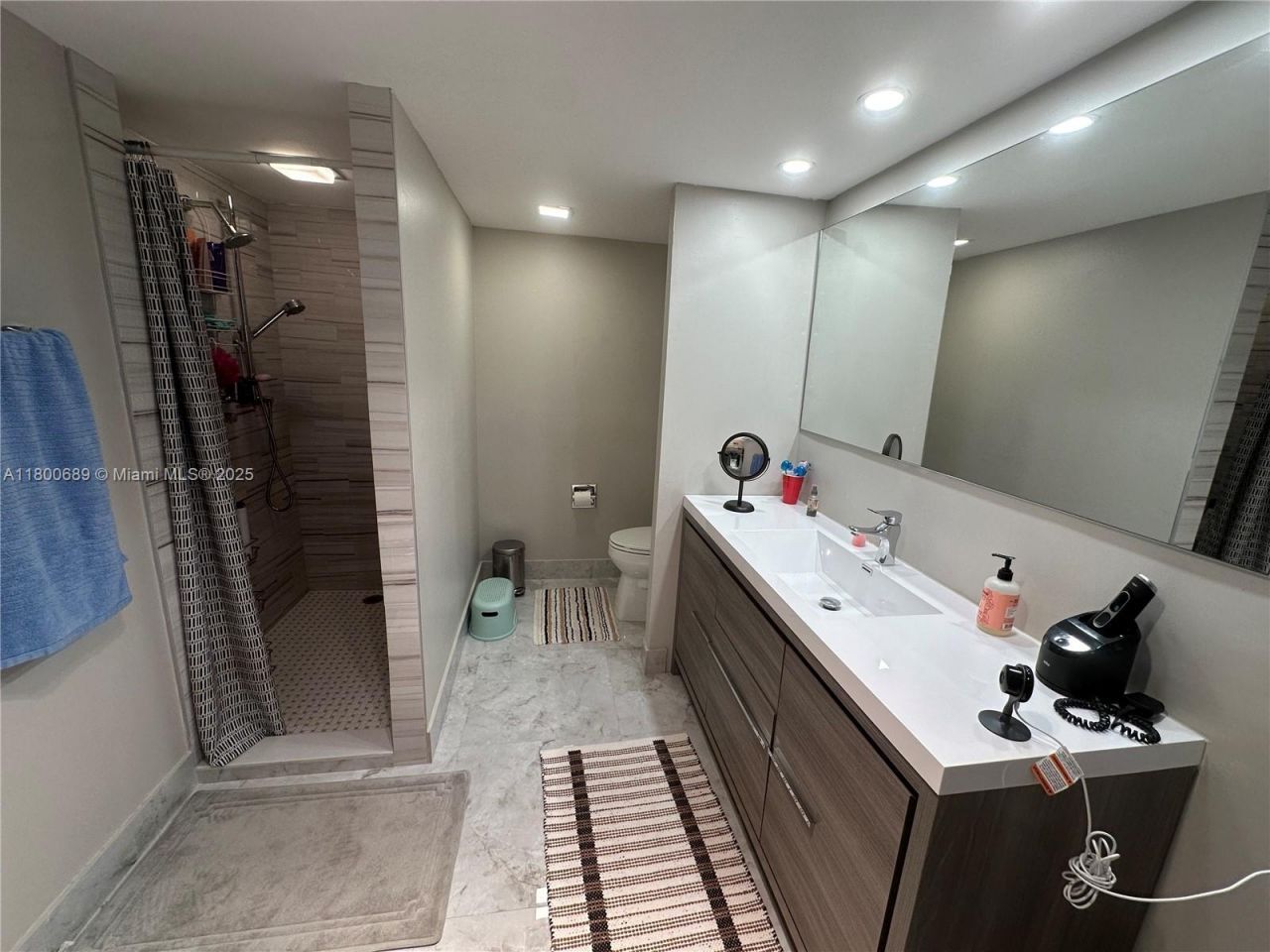 1865 S Ocean Dr, Unit 17C, Hallandale Beach, FL 33009 Photo