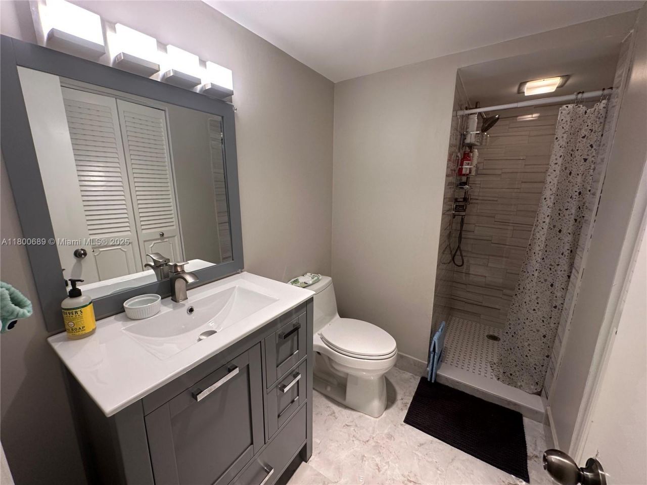 1865 S Ocean Dr, Unit 17C, Hallandale Beach, FL 33009 Photo