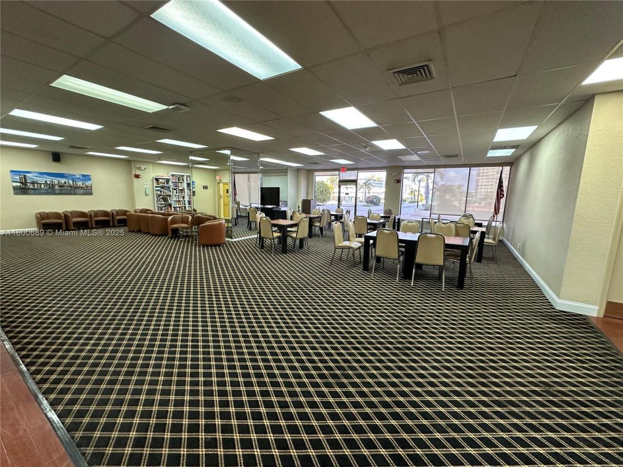 1865 S Ocean Dr, Unit 17C, Hallandale Beach, FL 33009 Photo