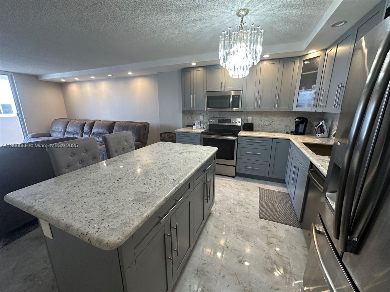 1865 S Ocean Dr, Unit 17C, Hallandale Beach, FL 33009 Photo