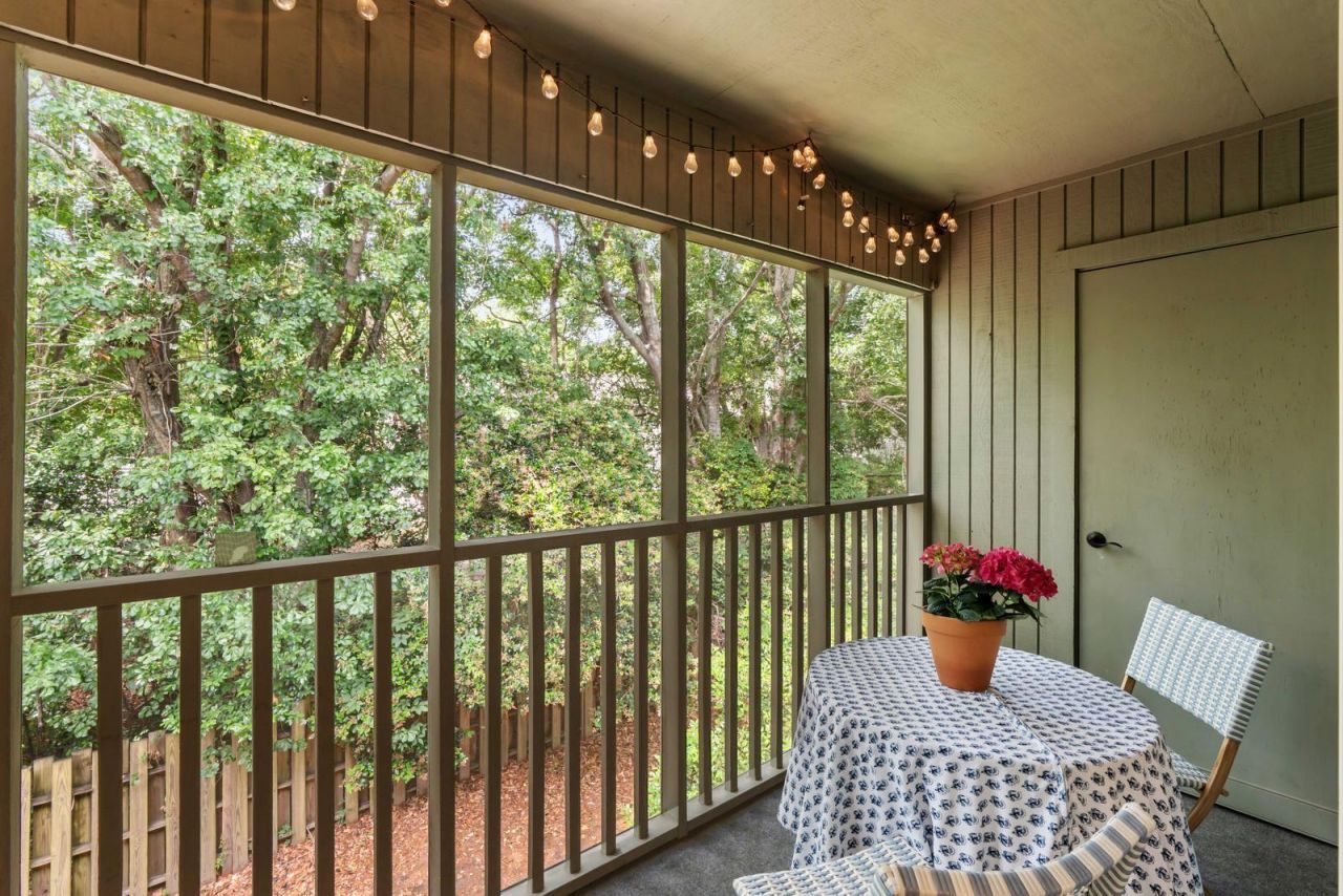 1142 Village Creek Lane Photo 11