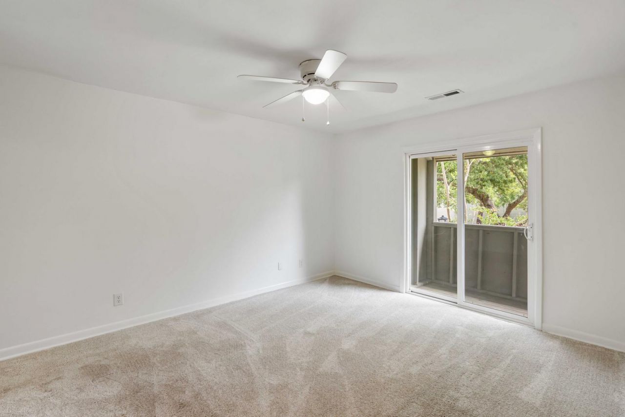 1142 Village Creek Lane Photo 15