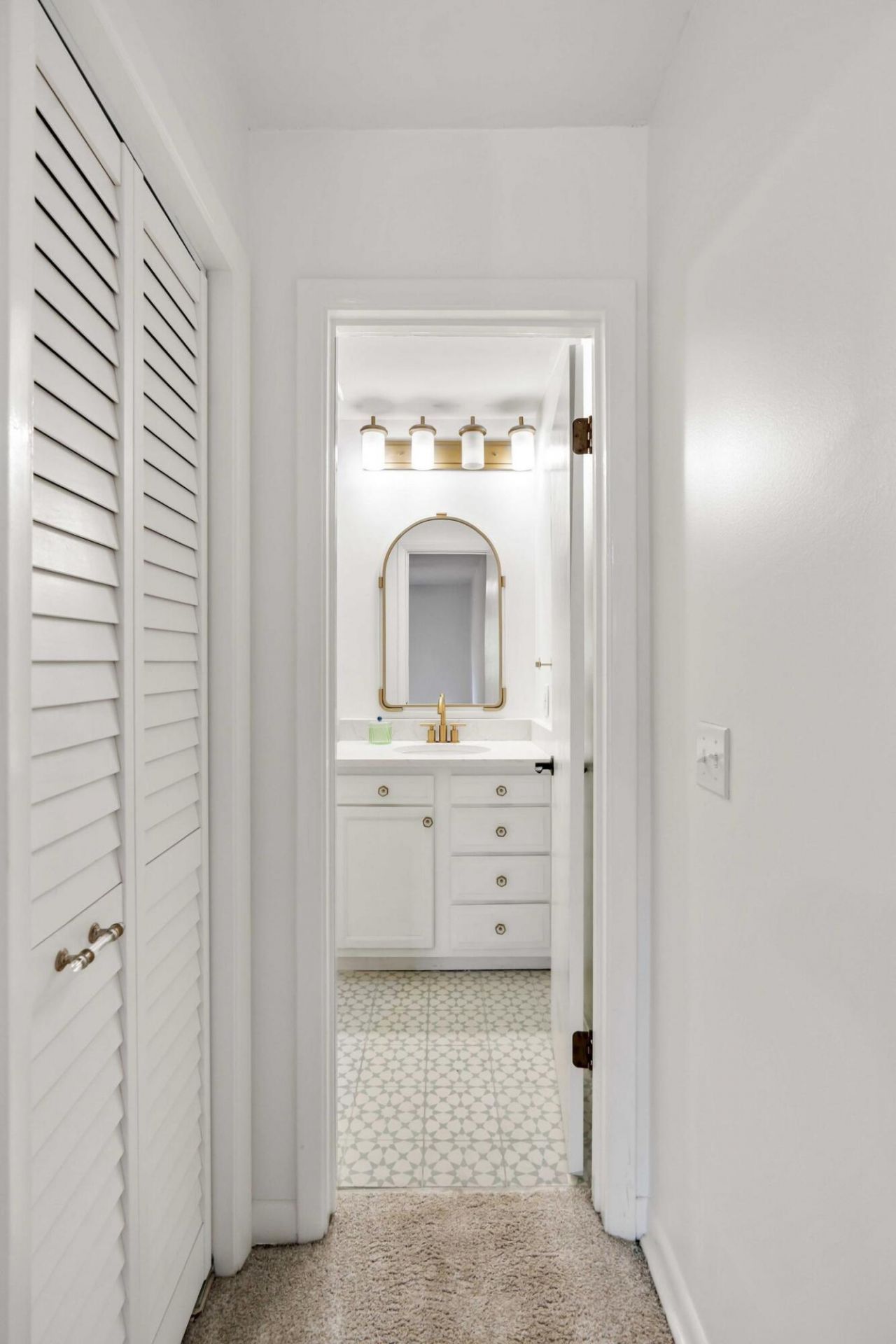 1142 Village Creek Lane Photo 18