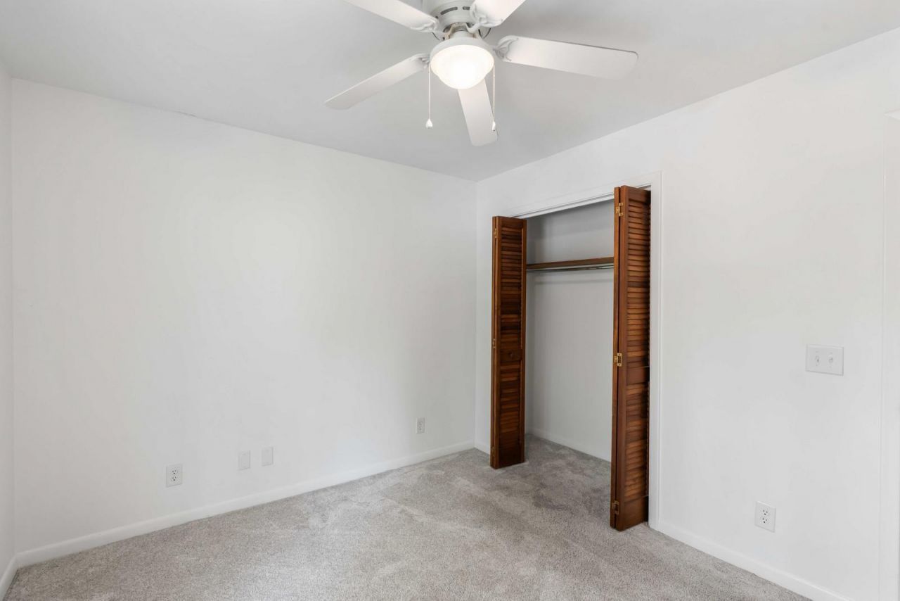 1142 Village Creek Lane Photo 22