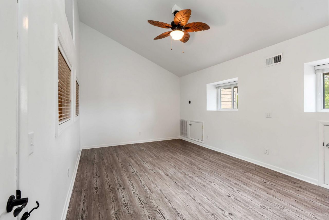 1142 Village Creek Lane Photo 28