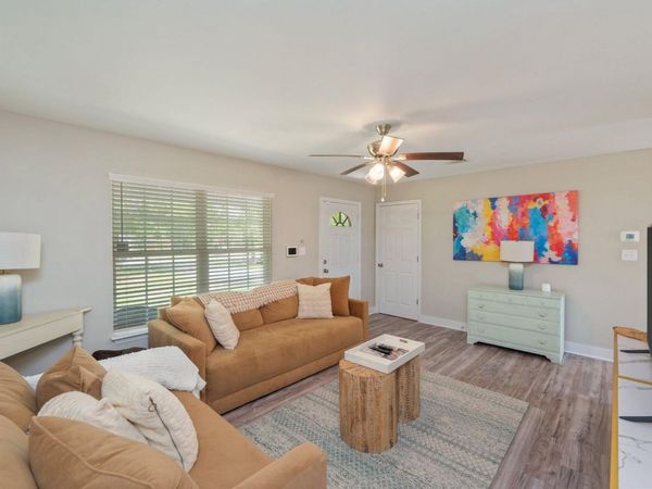 254 E Iris Lane, DeFuniak Springs, FL 32433