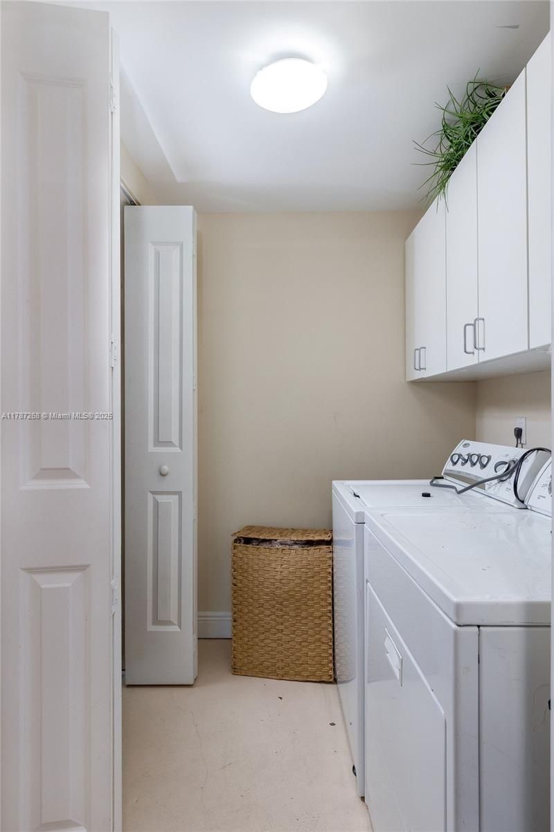 2681 N Flamingo Rd, Unit TH4S, Sunrise, FL 33323 Photo