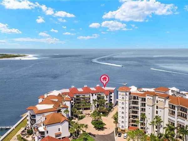 625 La Peninsula BLVD, Unit 625, NAPLES, FL 34113